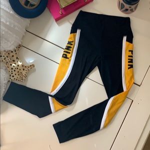 VS pink leggings with pockets